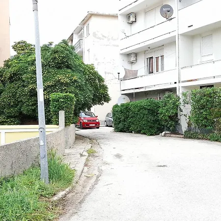 Apartament In A Residential Building In The Center Of Pag Pag Town