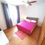 In A Residential Building In The Center Of Pag
